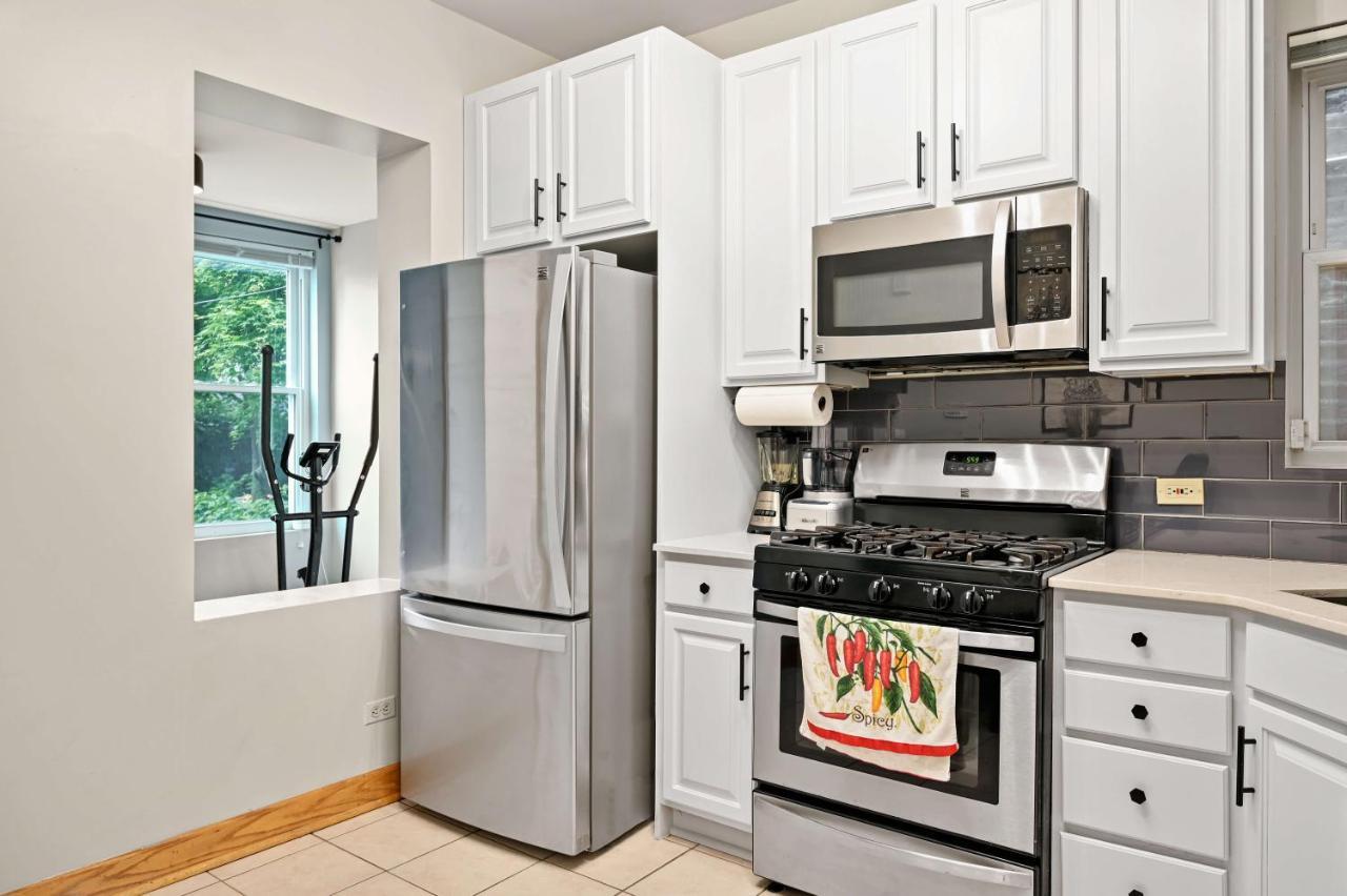 2 Bed Apt W/ Office, Free Parking, Near Wrigley Chicago Esterno foto