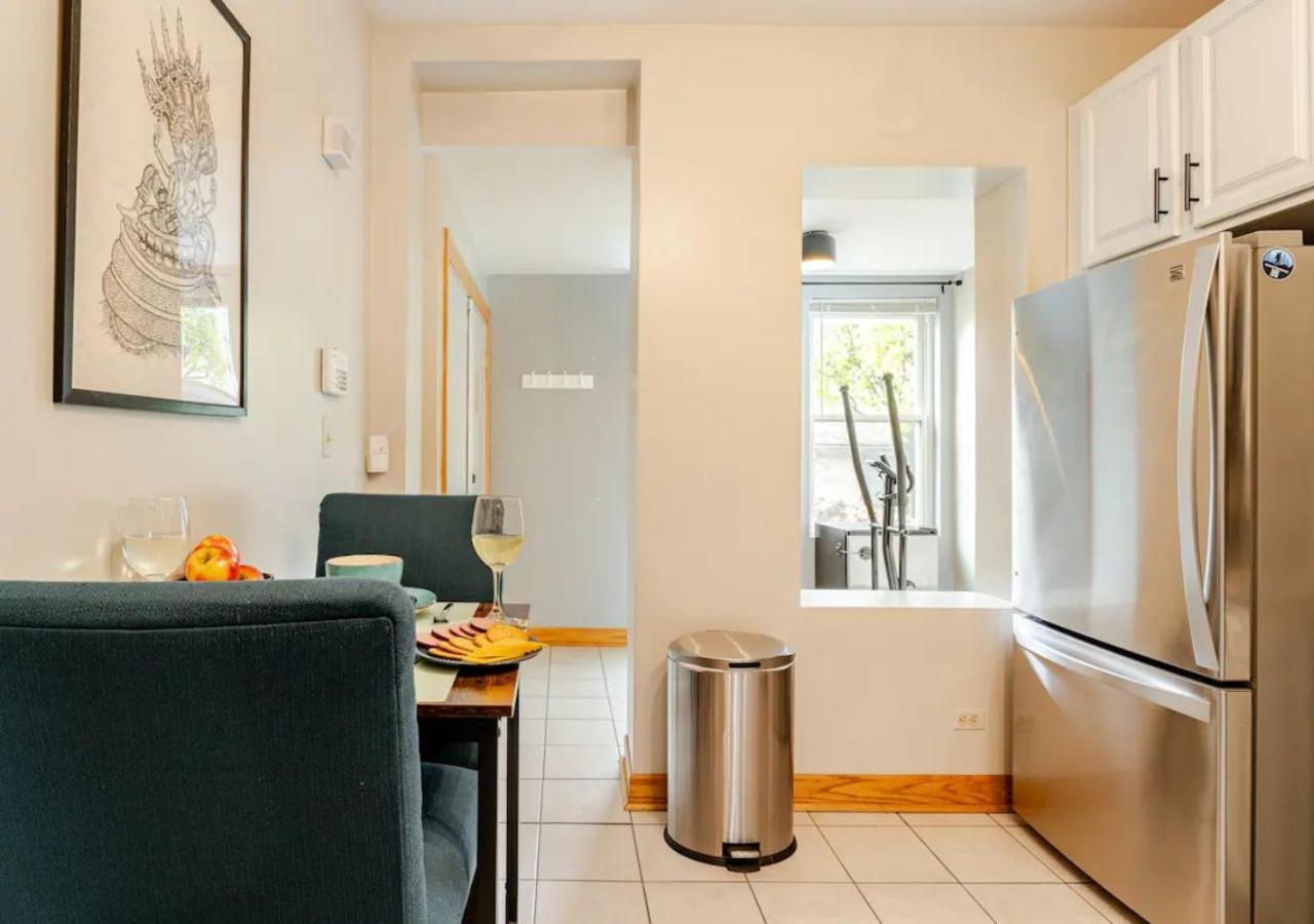 2 Bed Apt W/ Office, Free Parking, Near Wrigley Chicago Esterno foto