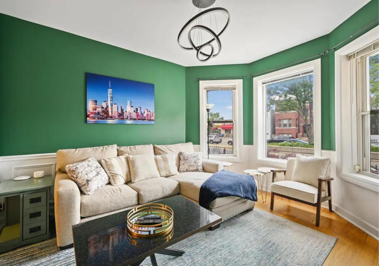 2 Bed Apt W/ Office, Free Parking, Near Wrigley Chicago Esterno foto